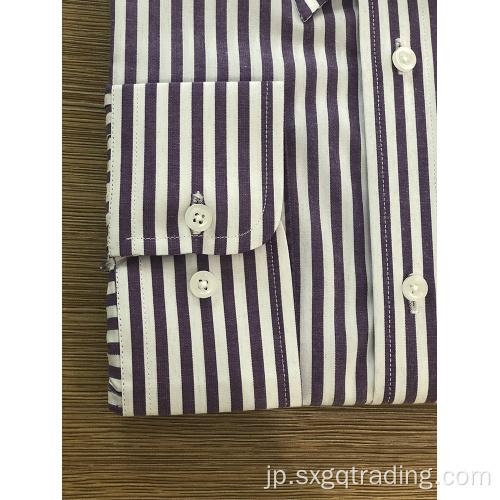 男性のスタンドアップカラーの糸染め刺繍ストライプシャツ